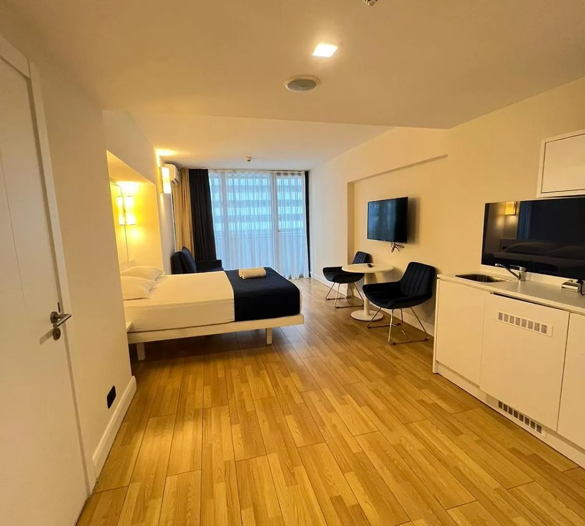 ***** Hotel Апартаменты Студия С Видом На Море В Комплексе - Orbi City N6 Batumi Georgia