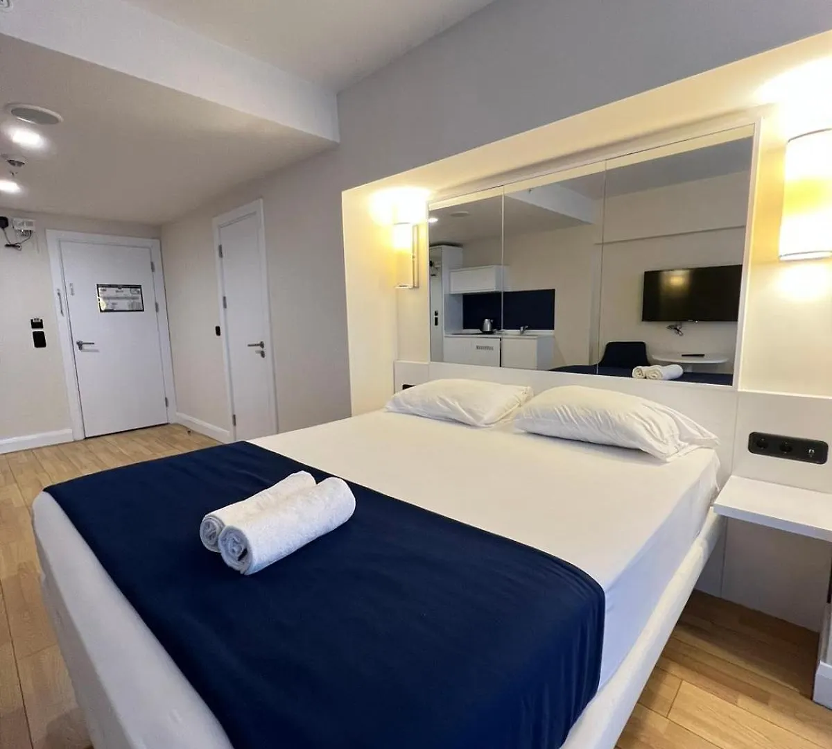 Апартаменты Студия С Видом На Море В Комплексе - Orbi City N6 Batumi Hotel